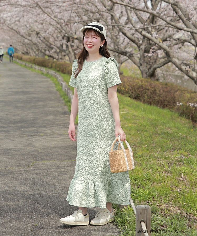 ZOZO限定商品】フラワージャガードロングワンピース【宅配便】 | Fit more