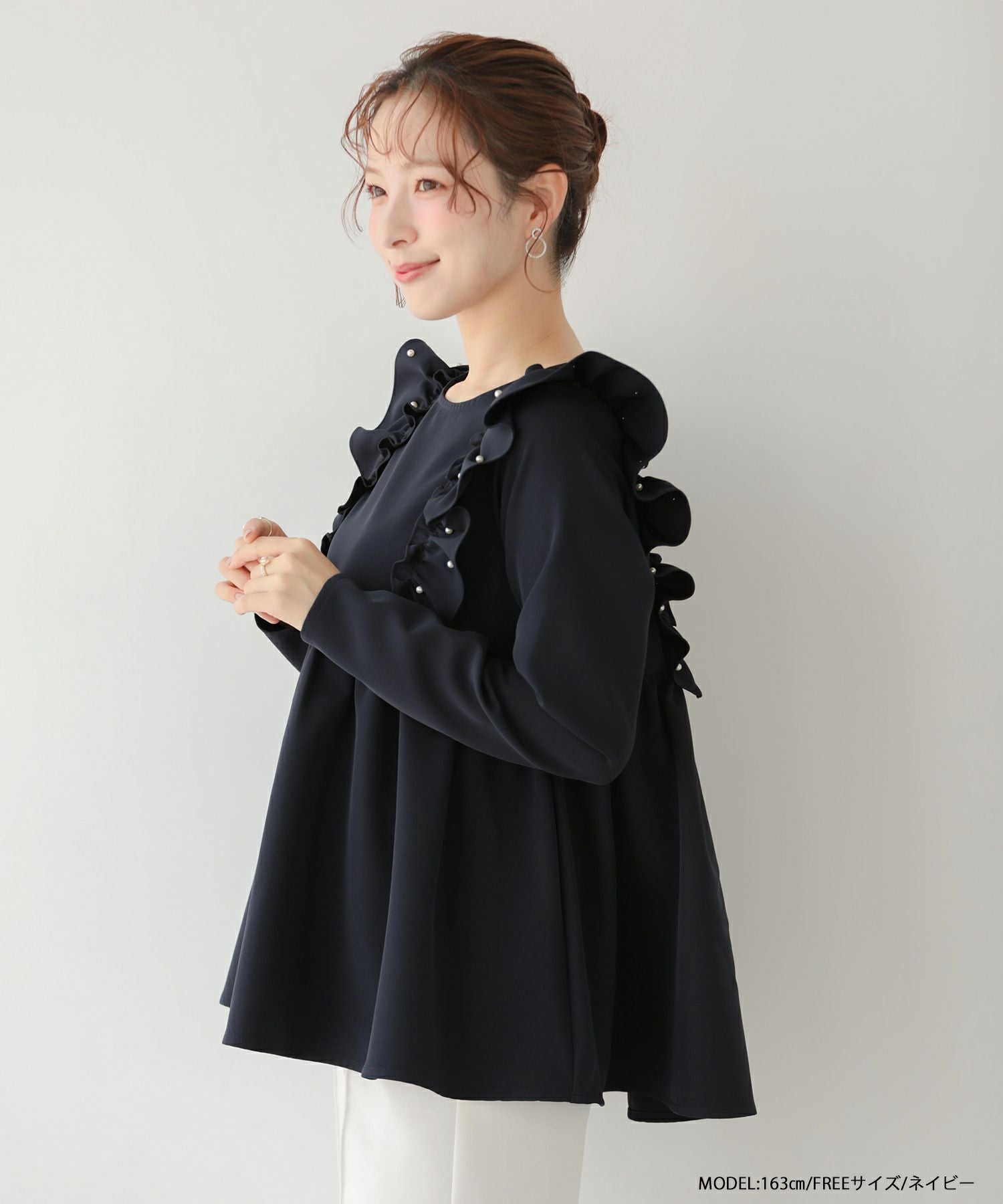 ZOZO限定商品】ショルダーパールフリルペプラムトップス【宅配便