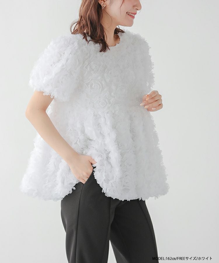 【fitmore】ふわふわフラワーモチーフトップス ホワイト ふわふわフラワーモチーフトップス【宅配便】 | Fit more
