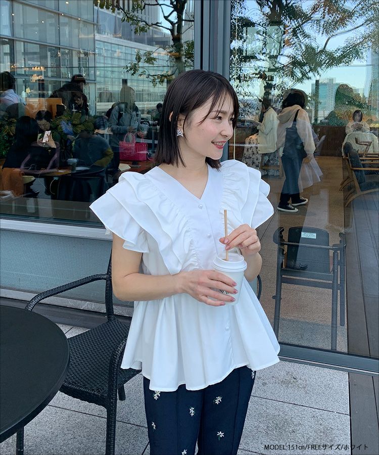 ZOZOTOWN限定】Vネックペプラムフリルブラウス【宅配便】 | Fit more