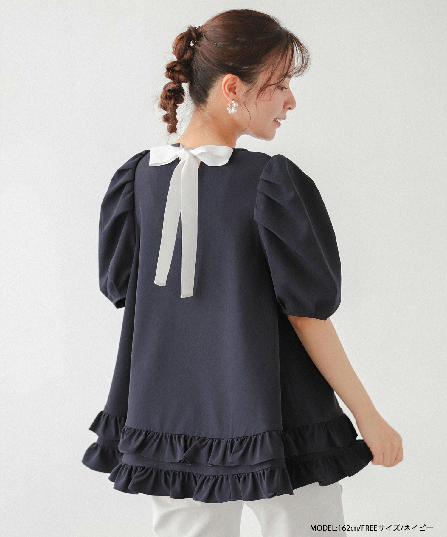 ZOZOTOWN限定】2段フリルバックリボンプルオーバーハーフスリーブ
