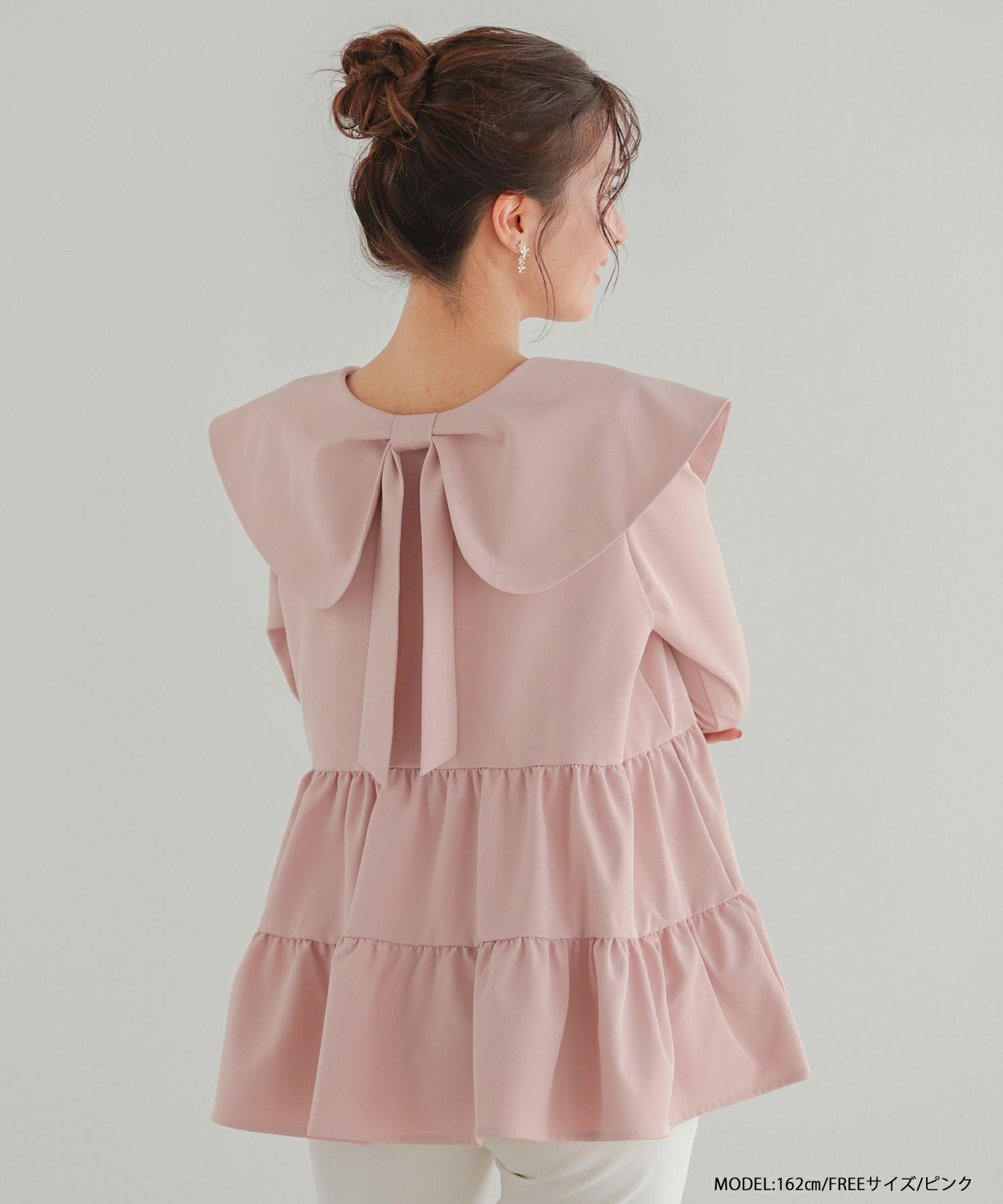 バックリボンパールブラウス PINK ZOZO限定商品】バックリボンカラーパールボタンペプラムブラウス【宅配