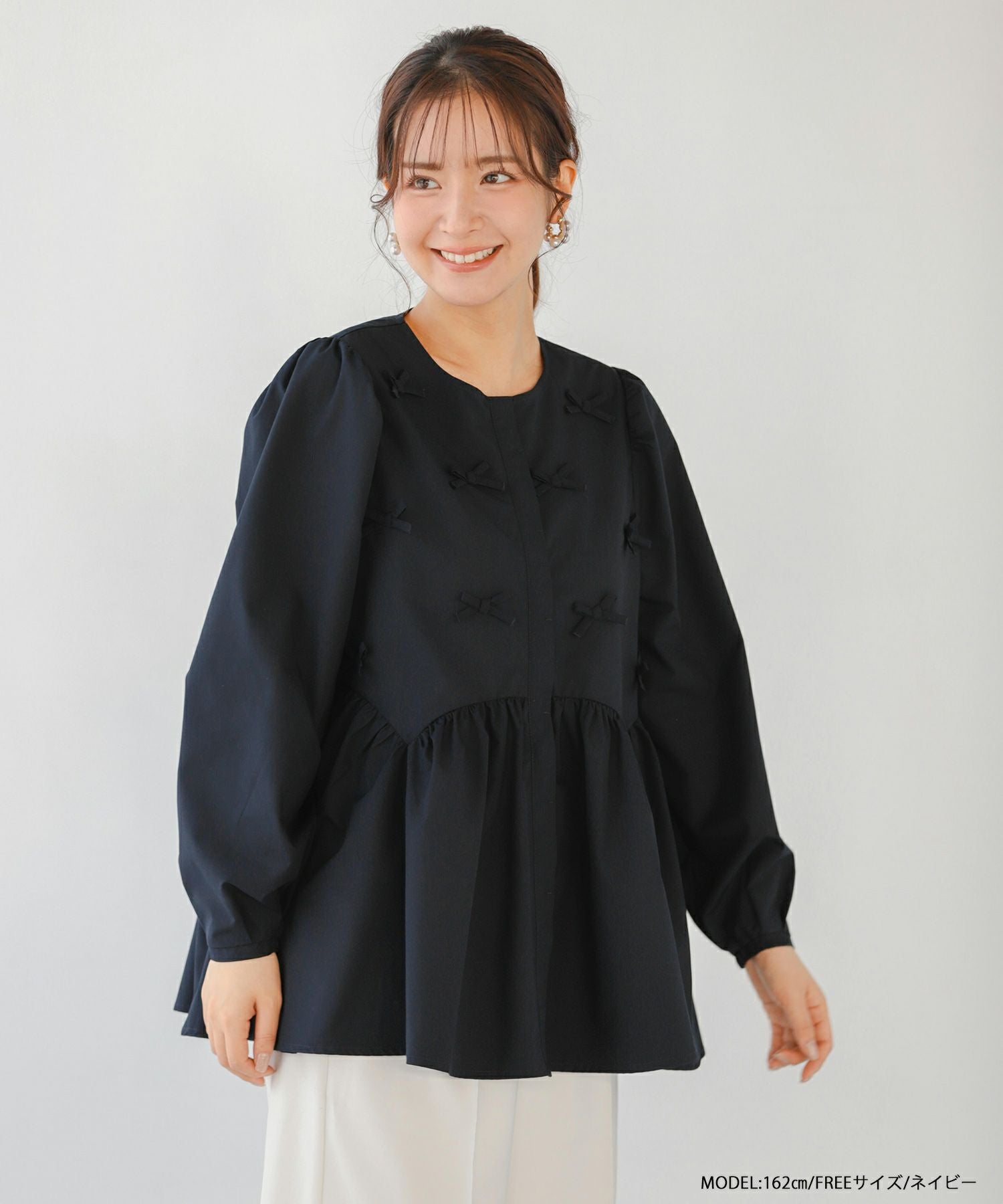 リボンモチーフペプラムブラウス【宅配便】 | Fit more