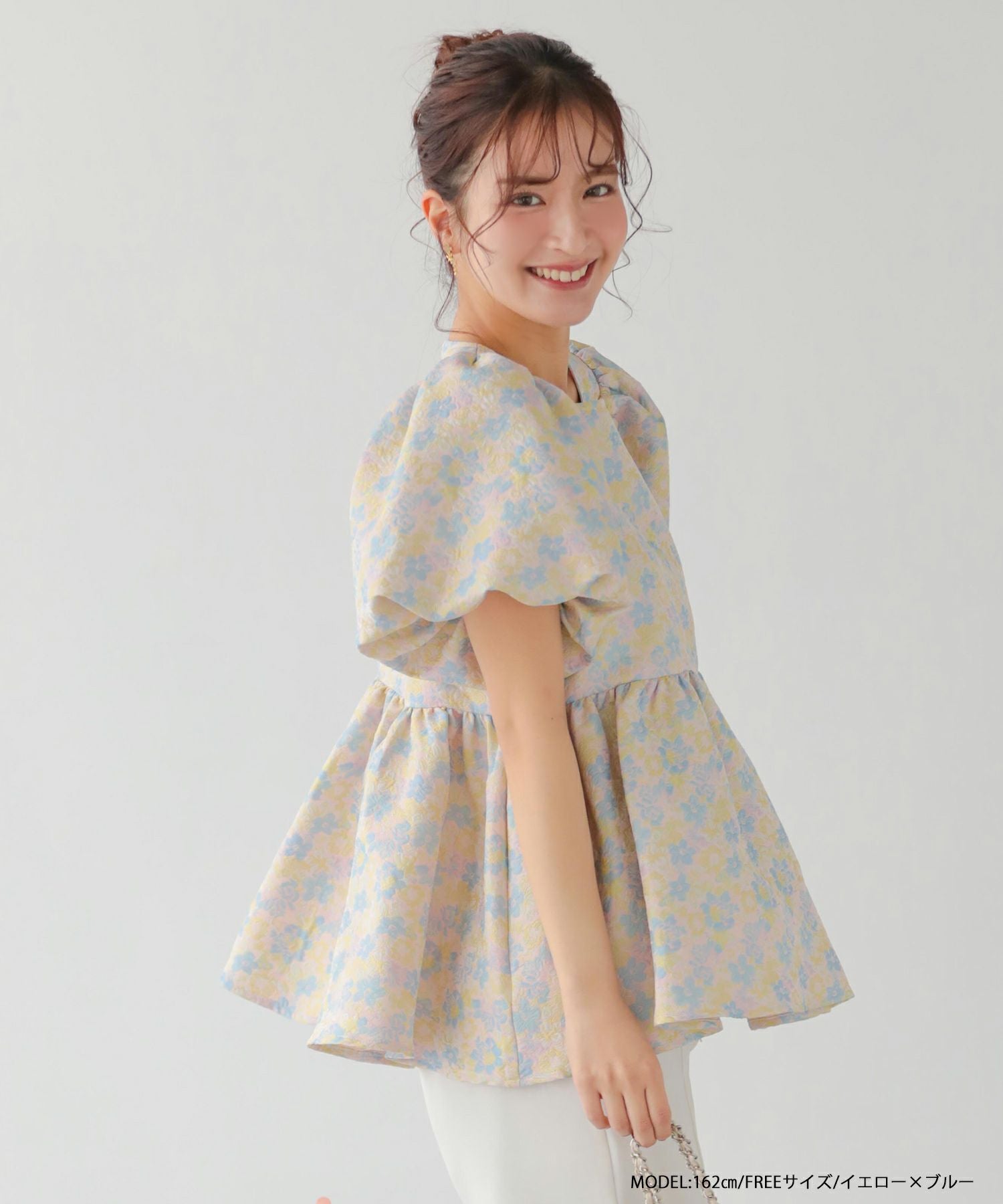 【新品タグ付き】フィットモア　ミックスカラー花柄ジャガードトップス　クリーム ZOZO限定商品】ミックスカラー花柄ジャガードトップス【宅配便】 | Fit
