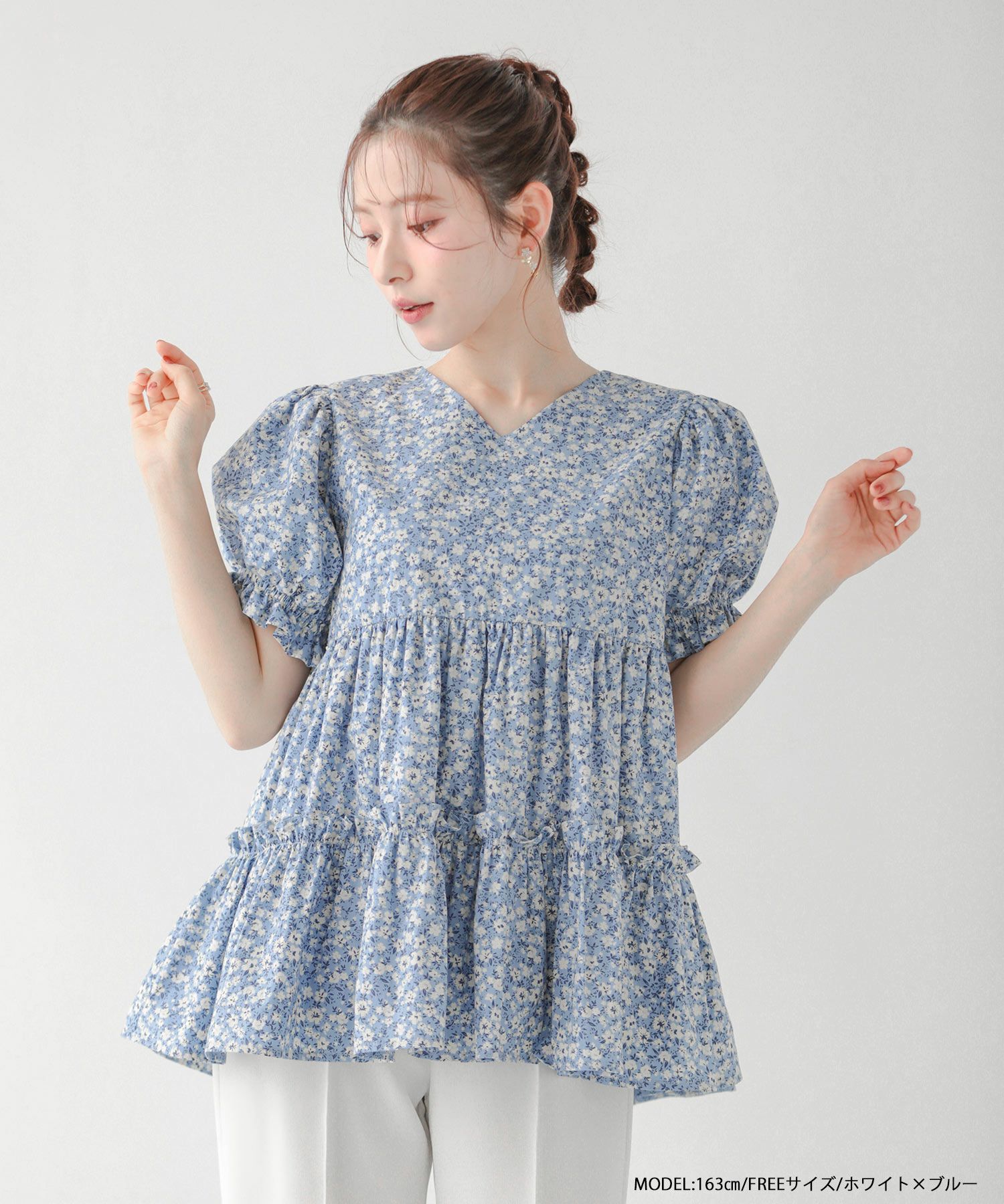 エムズグレイシー  小花柄パフスリーブカットソー 花柄 ファッション 小花柄 パフスリーブ Vネック Tシャツ 体型カバー T