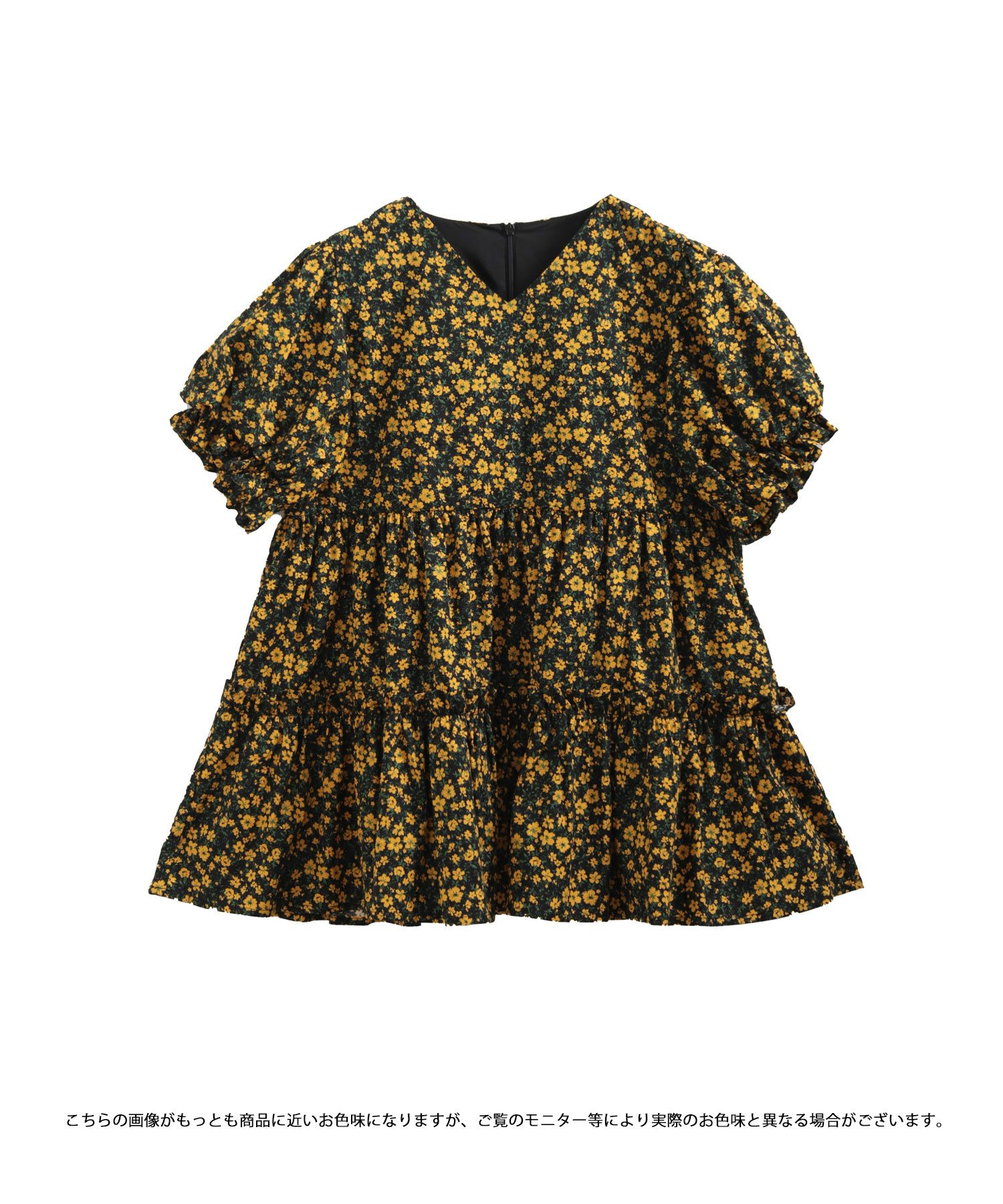 【新品タグ付き】fitmore 小花柄パフスリーブVネックティアードトップス 小花柄パフスリーブVネックティアードトップス【宅配便】 | Fit more