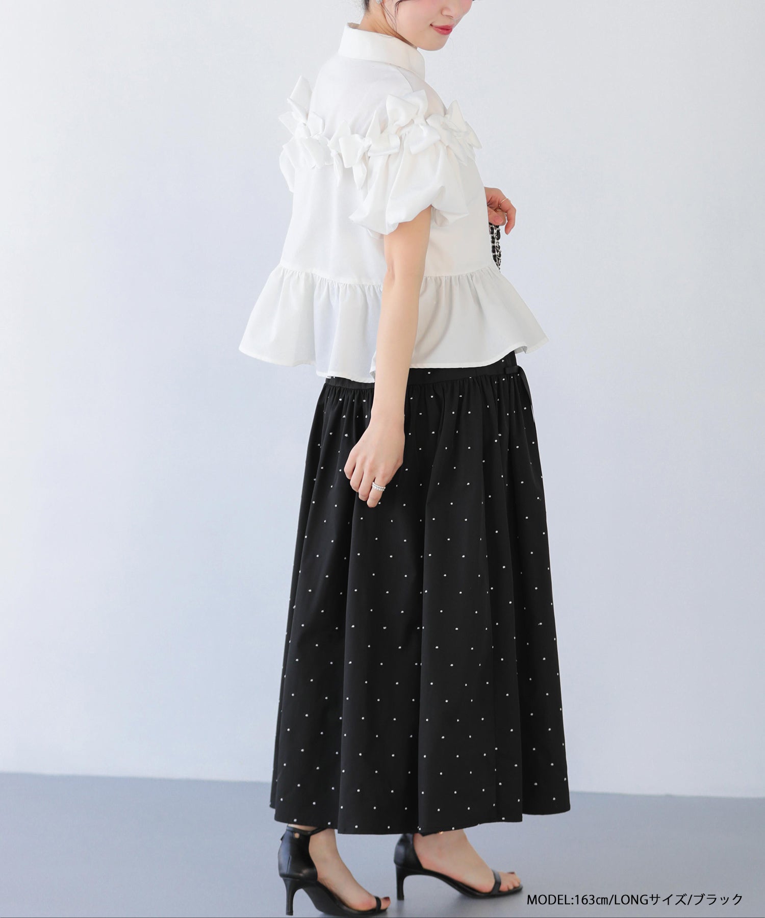 【新品】fitmore ドット刺繍ギャザースカート ブラック ショート丈 ドット刺しゅうギャザースカート【宅配便】 | Fit more